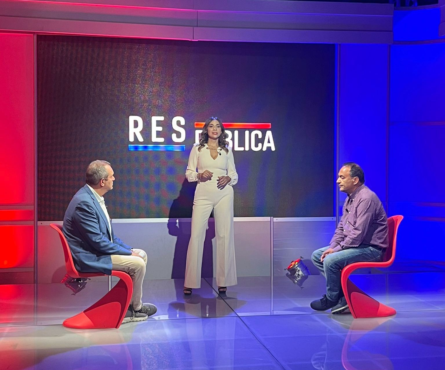 Mimmo Lucano “Ancora sindaco di Riace? Ci sto pensando”