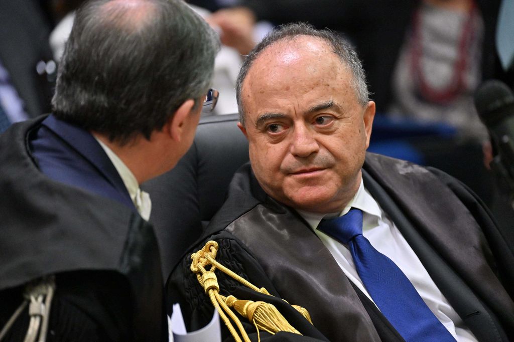 Gratteri si insedia in Procura Napoli: dobbiamo esseree credibili