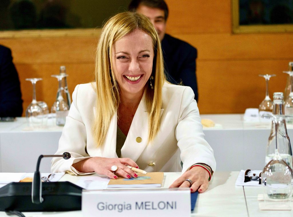 Meloni festeggia un anno governo, migranti ed economia centro agenda