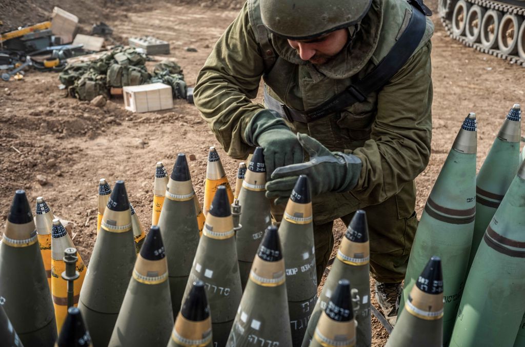 Israele, operazioni in Cisgiordania mentre continuano i raid a Gaza