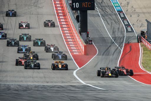 Formula1, squalificati Hamilton e Leclerc: Sainz sul podio