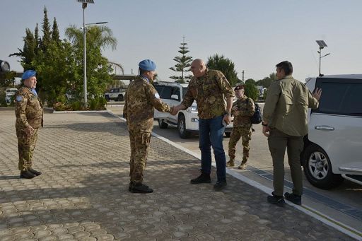 Crosetto è arrivato in Libano per fare visita ai militari italiani