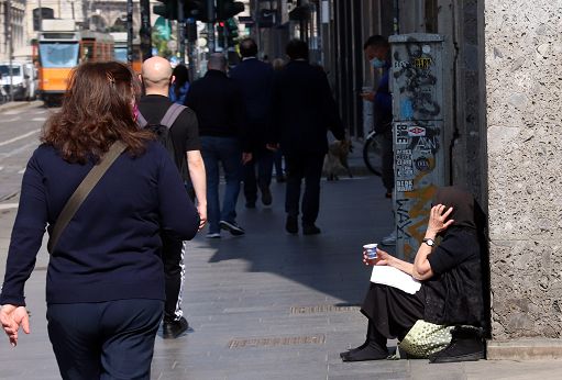 Istat: nel 2022 cresce povertà assoluta, oltre 5,6 milioni di poveri