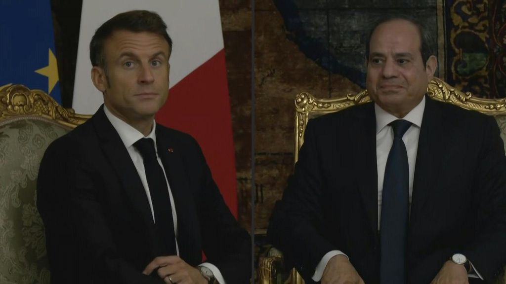 Macron arriva al Cairo, tour in M.O. costellato da mille tensioni