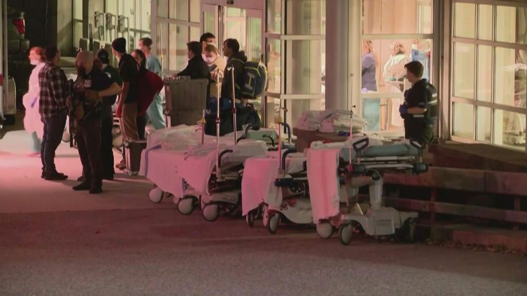 Uomo spara sulla folla, strage nel Maine: 22 morti, oltre 50 feriti
