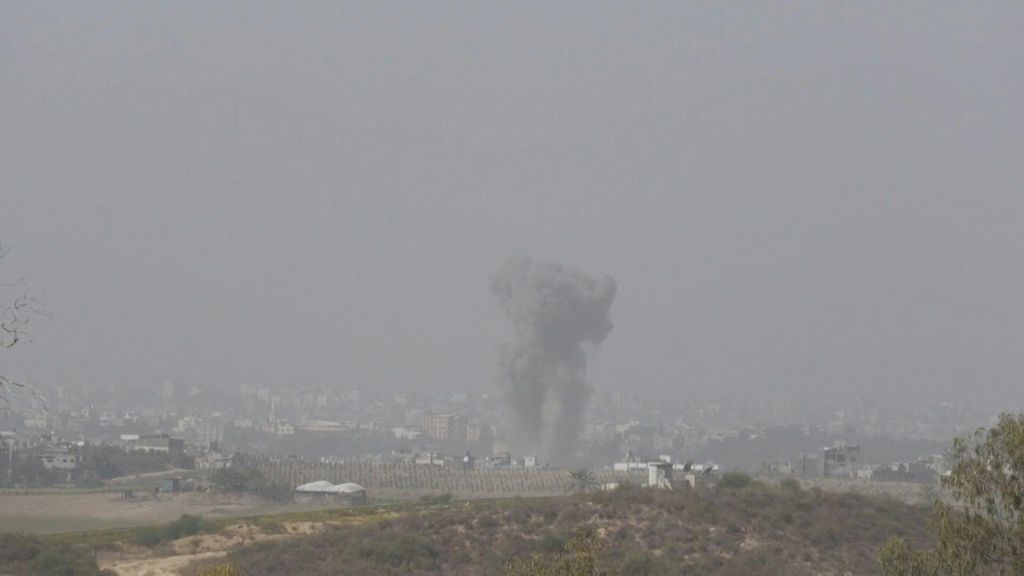Le truppe di Israele a Gaza, prove d’invasione. Ma sugli ostaggi di Hamas si tratta