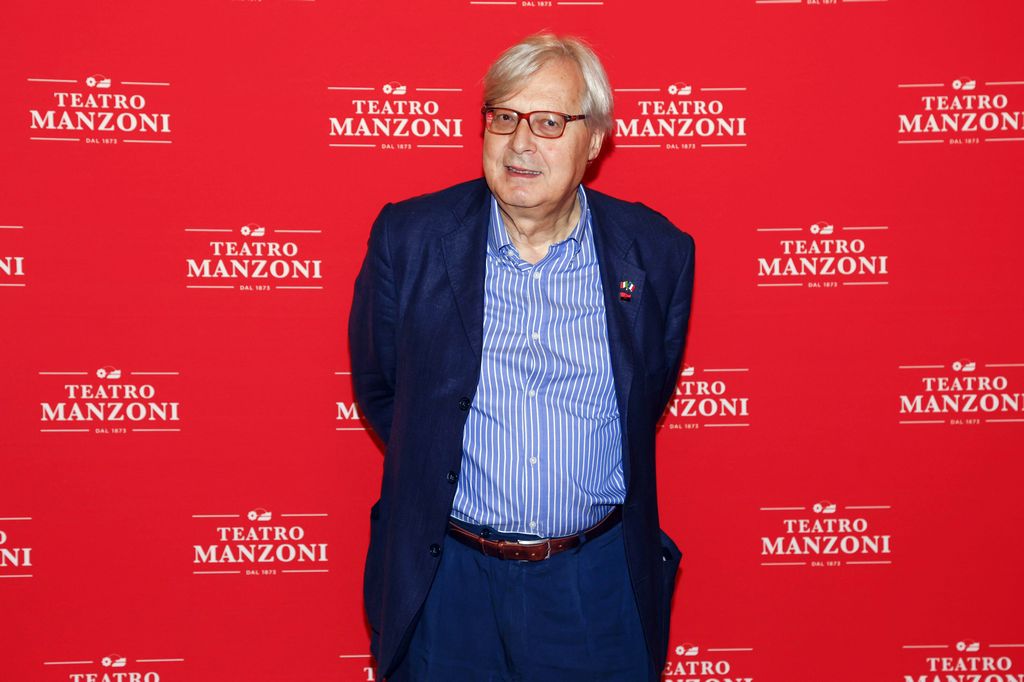 Sgarbi show in radio: stasera vado in tv e li schiaccio come vermi