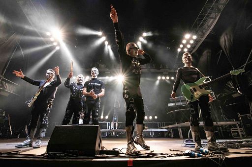 Il ritorno del fenomeno Rockets con l’album “Time machine”