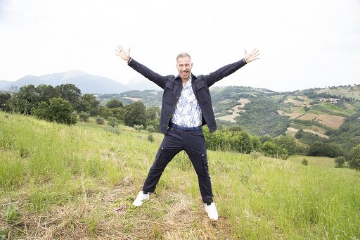 Torna in tv “Il contadino cerca moglie” con Gabriele Corsi