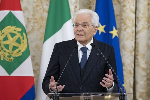 Covid, Mattarella: teorie antiscientifiche minacciano la salute dei cittadini