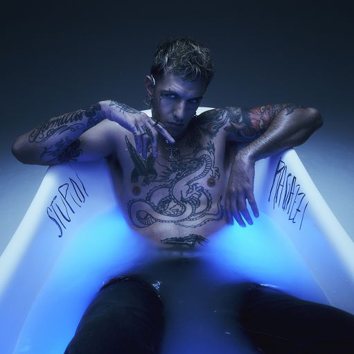“Stupidi ragazzi”, il nuovo di Achille Lauro fuori dal 3 novembre