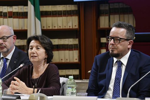 Alla Camera un convegno sulla famiglia: “Investire per sostenerle”