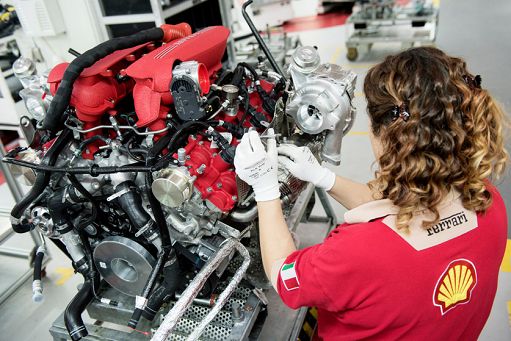 Ferrari: 51% consegne III trim. è con motorizzazione ibrida