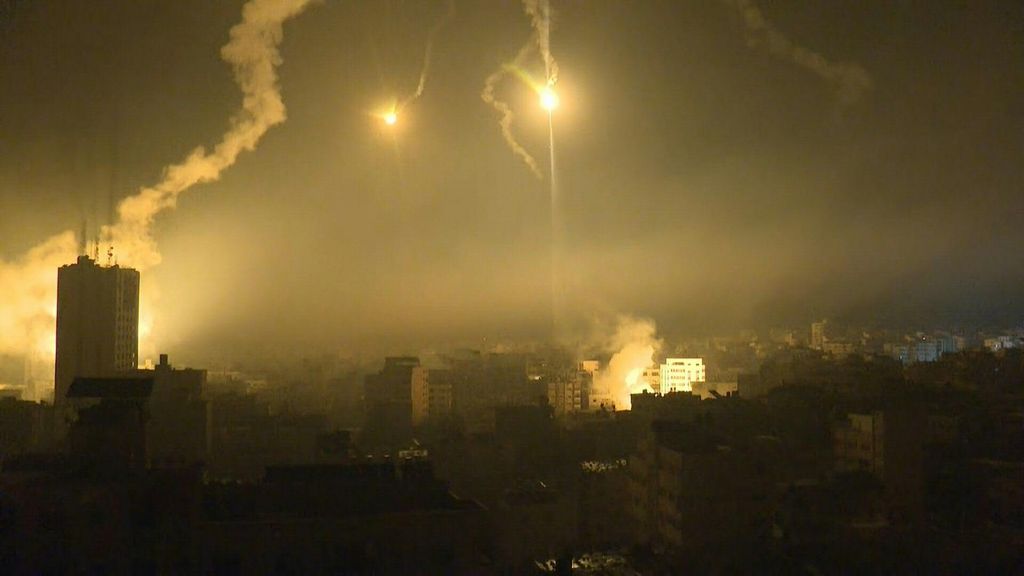 A un mese dall’inizio della guerra in M.O. Netanyahu apre a “pause tattiche”