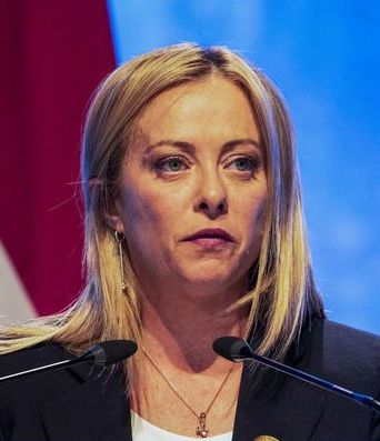 Meloni: infranto tabù, natalità e famiglia a centro agenda
