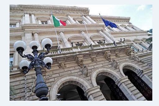 Bankitalia: il Pil frena in tutte le Regioni, giù investimenti e credito