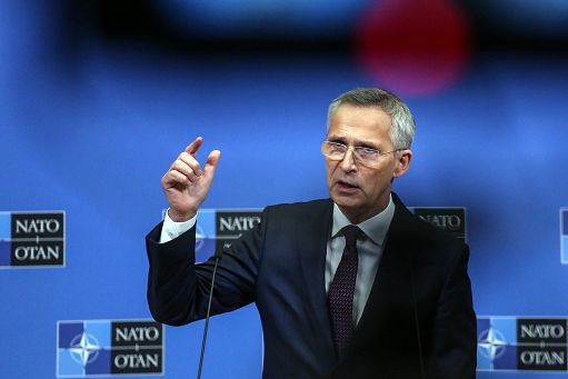La Nato sospende la partecipazione al trattato che limita gli arsenali convenzionali
