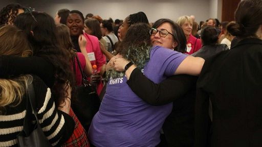 Negli Usa gli elettori dell’Ohio proteggono il diritto all’aborto