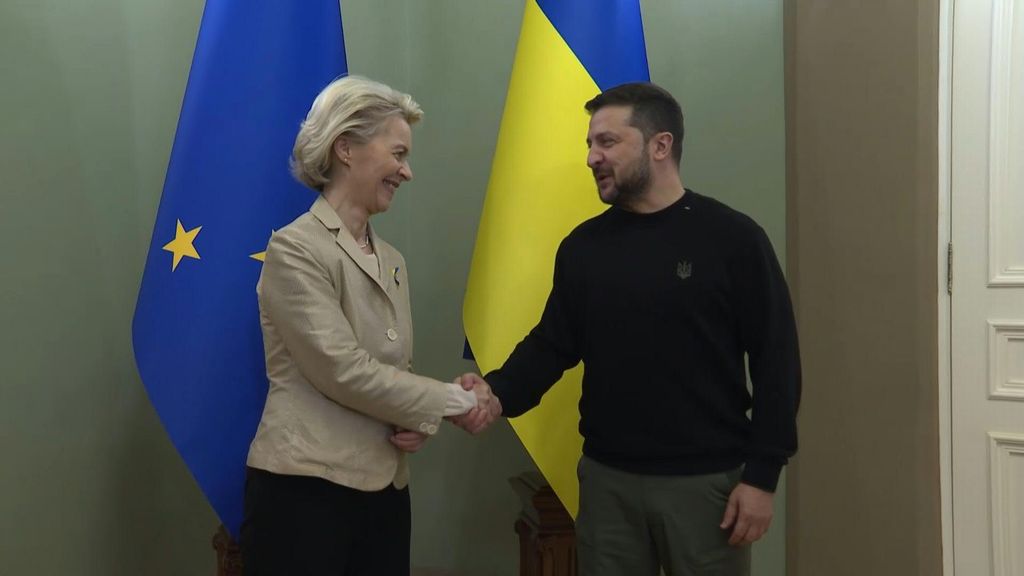 Ucraina, Commissione Ue raccomanda avvio negoziati d’adesione