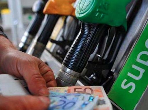 Stop del Tar al prezzo medio esposto dai benzinai, il ministero fa ricorso