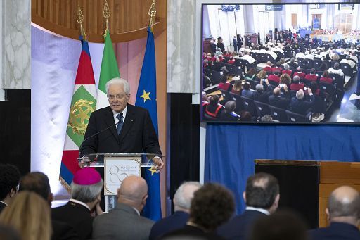 Mattarella: in questa stagione di paure l’Europa porti avanti la promessa di pace