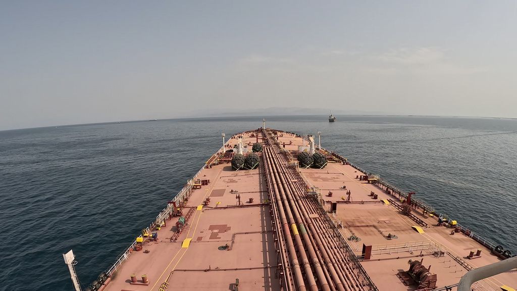 Petrolio, Aie prevede leggero eccesso di offerta da inizio 2024