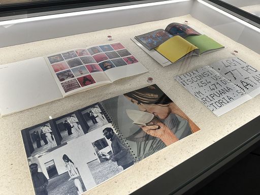Venezia, il catalogo come opera d’arte: una mostra al Teatrino