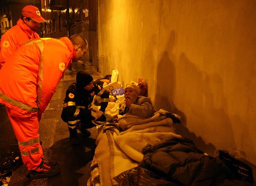 Comune di Milano: domani raccolta di indumenti per i senza dimora