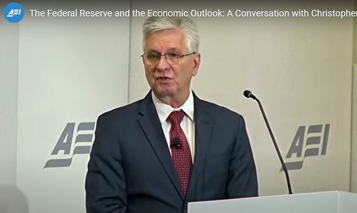 Dollaro ai minimi da oltre 3 mesi, euro fa capolino sopra 1,10