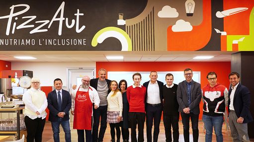 PizzAut contagia il mondo del lavoro, nuove assunzioni in pizzeria