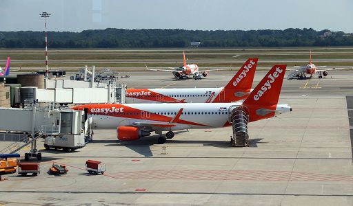 Caro voli, denuncia Assoutenti: a Natale tariffe oltre 500 euro per isole
