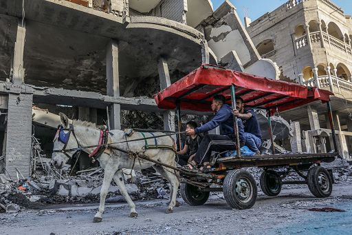 Save the Children denuncia: ci sono un milione di bambini senza un posto sicuro a Gaza