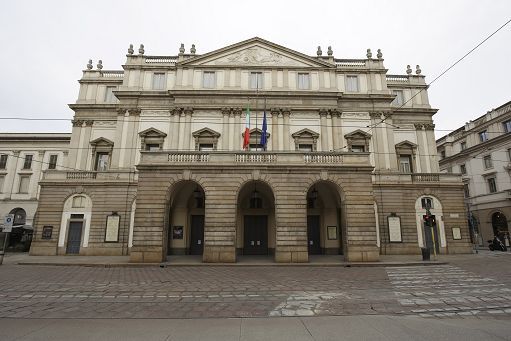 Alla Prima della Scala presidente del Senato, vicepremier e 3 ministri
