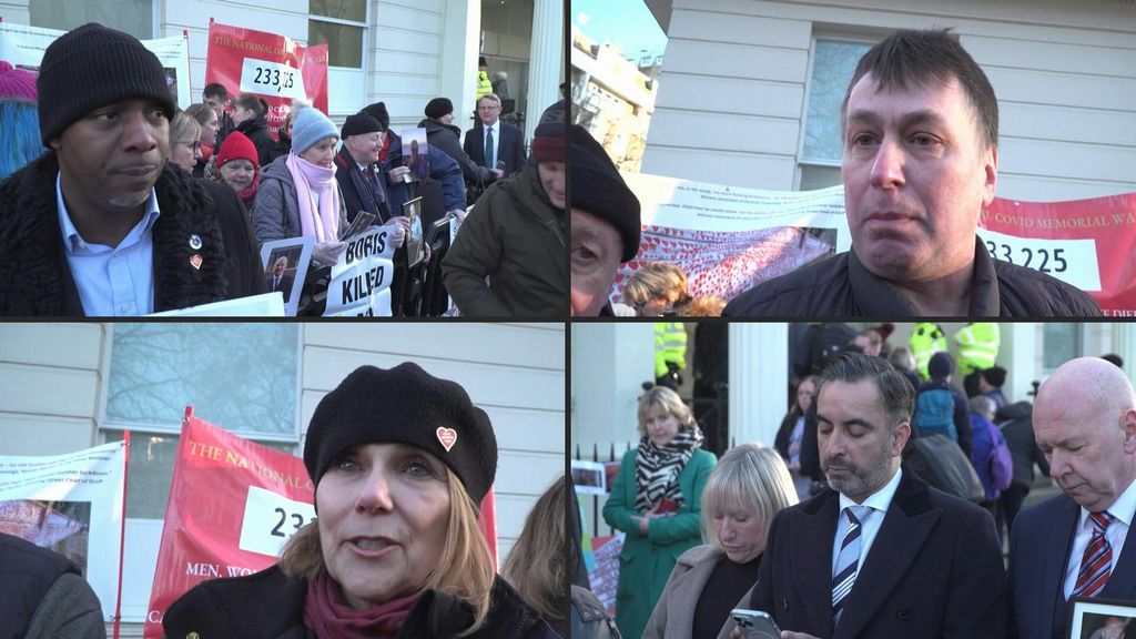 Gb, ex premier Johnson si scusa con famiglie vittime Covid