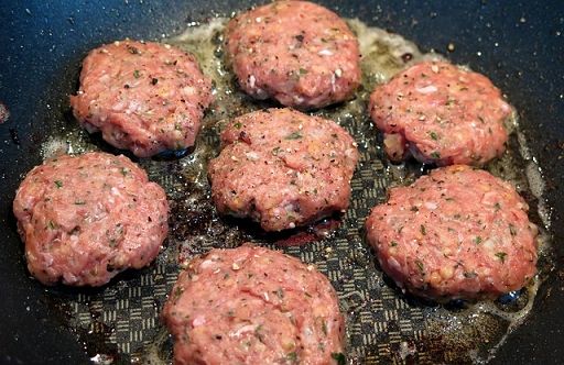 Carne coltivata, Slow Food: non ridurre tema a lotta ideologica