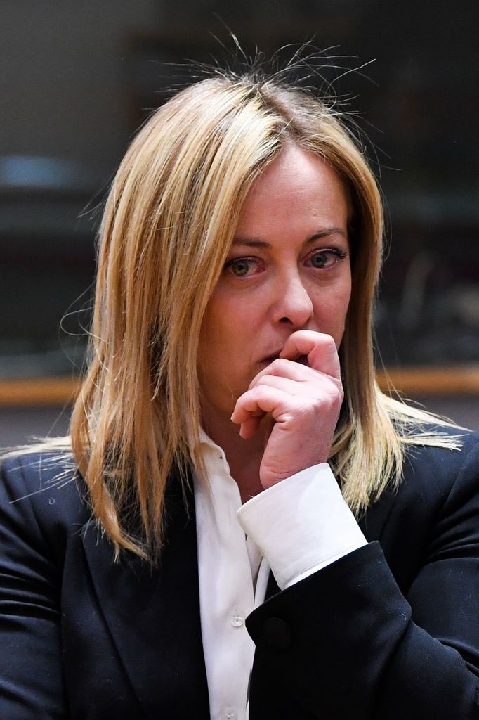 Migranti, Meloni a Pd: anteponete interessi partito a nazione