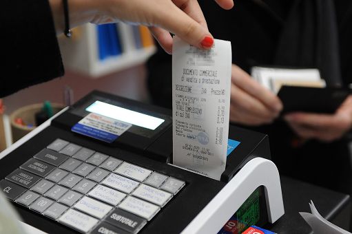 Istat: nel III trimestre pressione fiscale cala al 41,2%