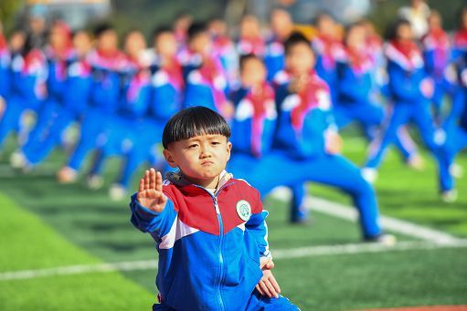 Cina, nel 2023 la popolazione è calata di oltre 2 milioni