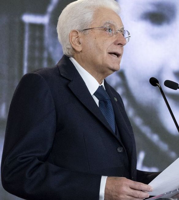 Mattarella: la formazione non è fatto individuale ma bene comune