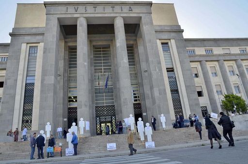 Sardegna verso corsa a cinque, 1.600 in lista per il dopo Solinas
