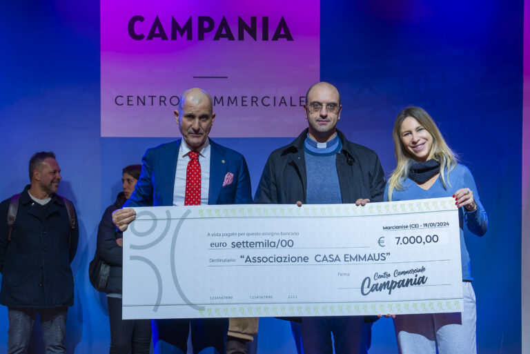 Donati 11mila euro in beneficenza dal Centro Commerciale Campania