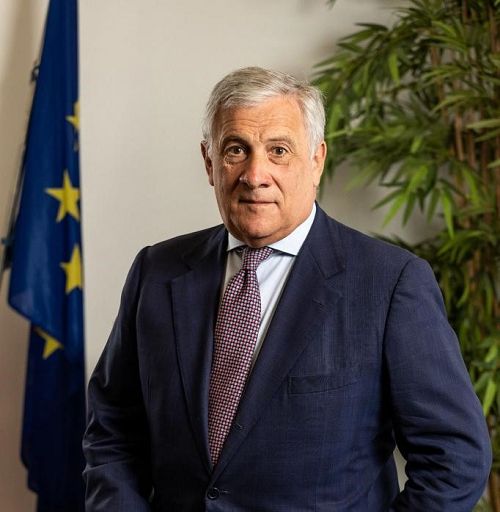 Tajani: favorevoli a distanziare maggiormente il confine tra Hezbollah e Israele