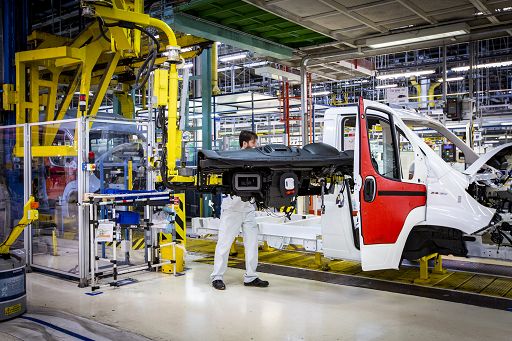 Acea: vendite Lcv Ue 2023 +14,6% a 1,5 mln, Italia maglia rosa