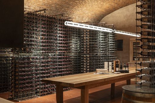 Vino, la Cantina veronese Tedeschi inaugura l’archivio dei vini