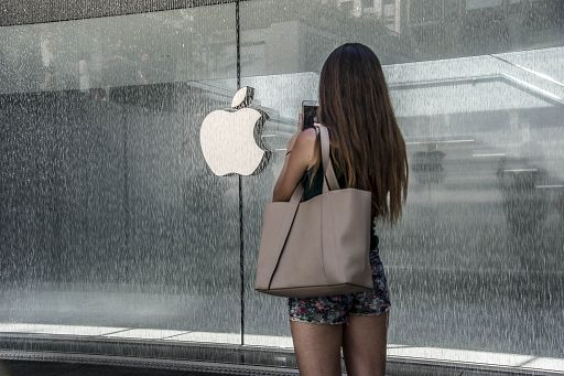 Apple: ricavi tornano a crescere grazie a iPhone, male la Cina