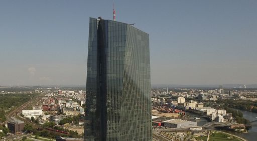 Bce, pronta la nuova “sfera di cristallo” sul futuro dei salari