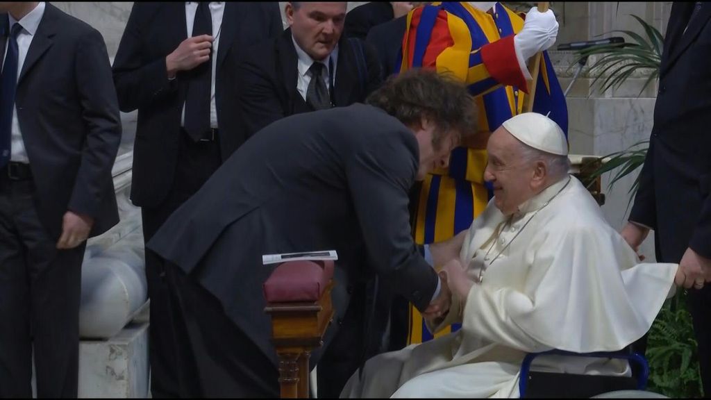 Il Papa un’ora a colloquio con il presidente argentino Milei (e gli dona il Messaggio per la Pace)