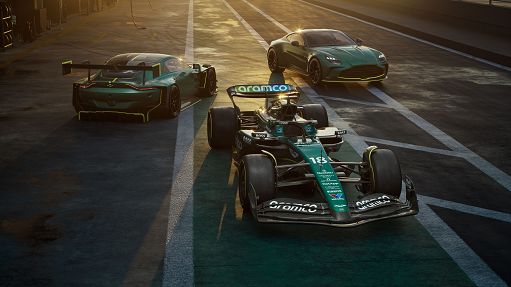 Aston Martin svela a Silverstone monoposto F1, Vantage e Vantage GT3