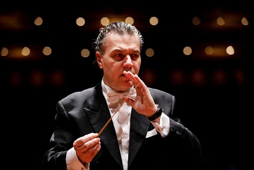 Arriva in Italia l’Orchestra del Mozarteum con Piovano sul podio
