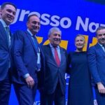 Tajani eletto per alzata di mano dal congresso (il primo) segretario di Forza Italia: “Ce la metterò tutta”
